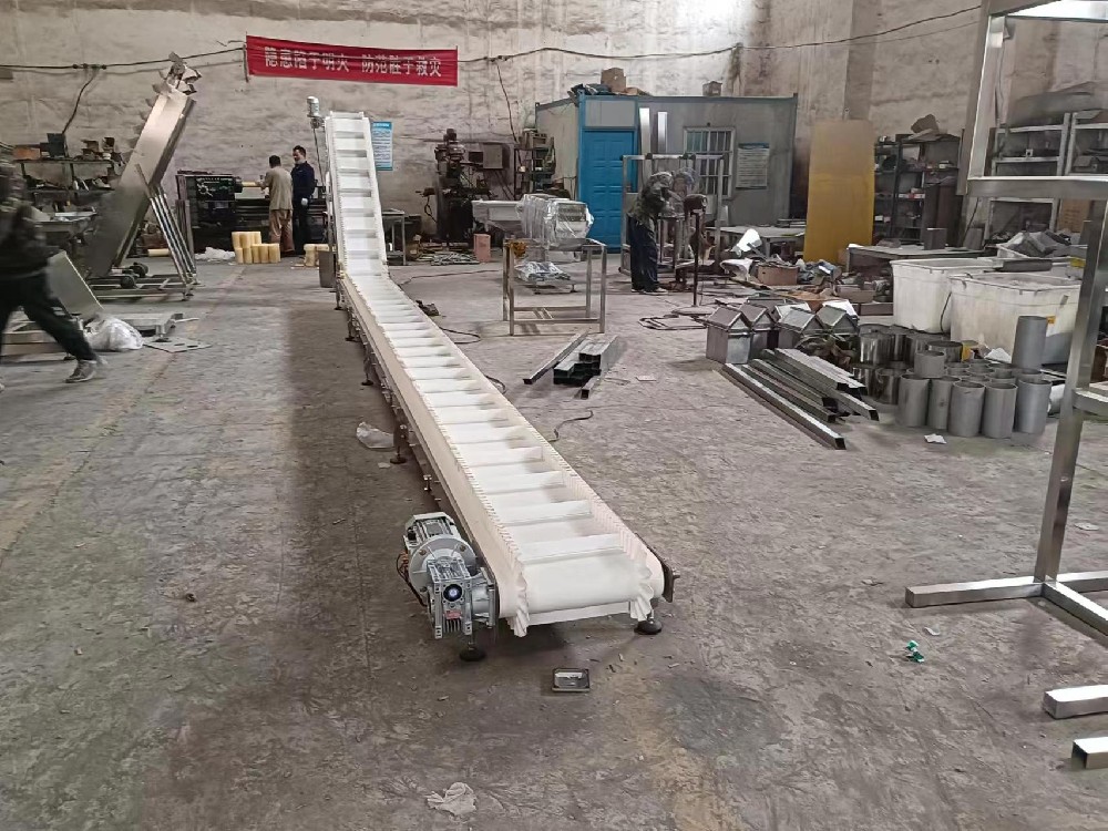 萍鄉(xiāng)Z型裙邊皮帶輸送機(jī)